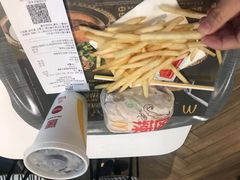 -麦当劳(华融店)