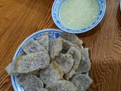 老北京炸灌肠-门框胡同百年卤煮(新街口店)