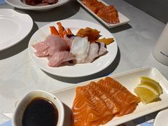 -四海一家自助餐(益田假日广场店)