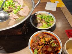 -肖四女乐山跷脚牛肉(世博源店)