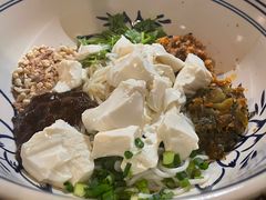 豆花米线-蜗牛小馆醉乡民谣云南菜(惠新西里店)