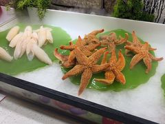 -四囍码头海鲜烧烤自助火锅(外滩南京东路悦荟广场店)