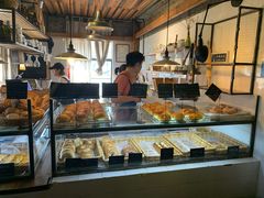 面包甜点陈列柜-仙峰天然面包(迎宾路店)