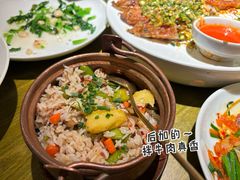 铜锅牛肝菌焖饭-一坐一忘云南菜(卓悦中心)