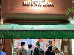 -Bánh Mì Huynh Hoa