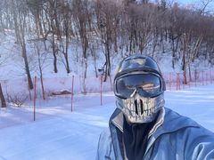 -亚布力新体委滑雪场