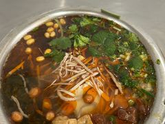 -老五鸡丝豆花面粉(瑞金北路68号院店)