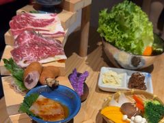 -山川小町·极番烧肉(新地假日广场店)