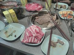 -金滏山烤肉·海鲜·火锅自助餐厅(襄阳万达店)