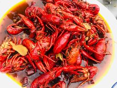 麻辣小龙虾-满堂春特色餐馆