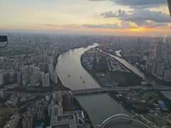 -广州塔卢特斯法国旋转餐厅
