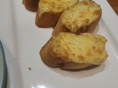 烤芝士蒜香面包-hallch好吃餐厅(奥体中心店)