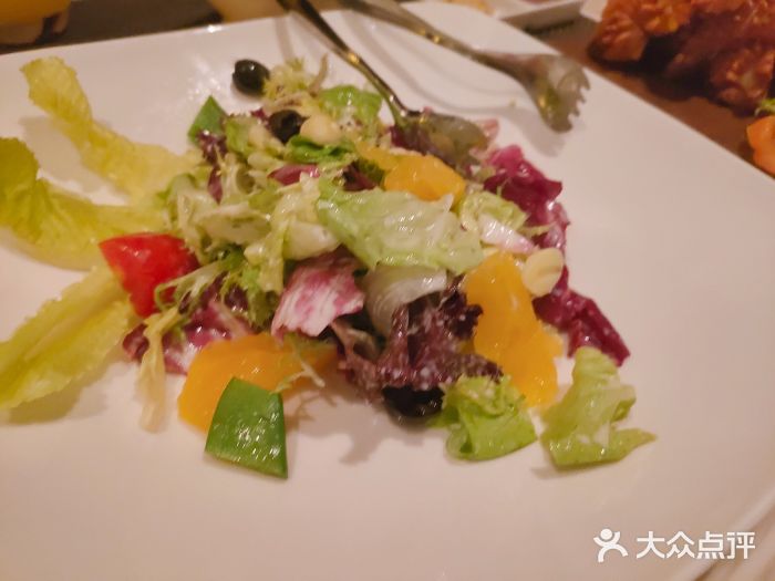 郑州希尔顿酒店·阿米奇意大利餐厅阿米奇轻食主义沙拉图片