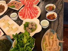 -云中捞高空旋转餐厅(商茂世纪广场店)