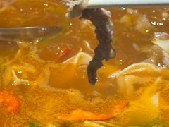 -野山舂·贵州现舂酸汤牛肉(东山店)