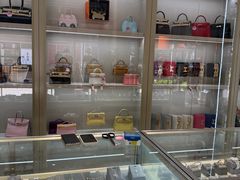 -FUN LUXURY范加奢品(蟠龙天地店)