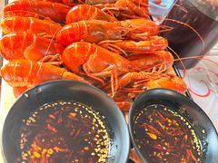 -肥肥虾庄·金牌油焖大虾(汉街SKP店)