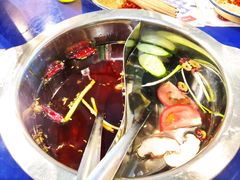 -马路边边串串香(苗栗路店)