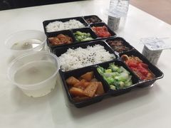 -上海宝宁宝马4S店