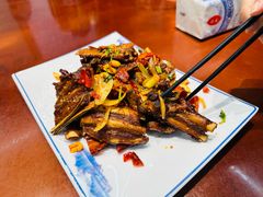 -谊荣海鲜大牌档(石湖店)