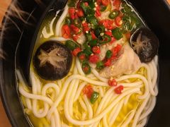 酸辣鸡肉粉-三千粉牛肉米粉(来客茂店)