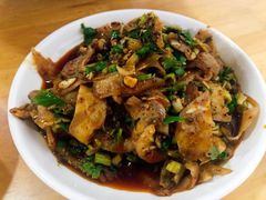 -赵姐猪耳朵饭店