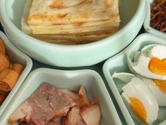 -静之湖湖畔餐厅