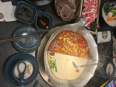 -湊湊火锅·茶憩(打浦桥日月光店)