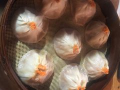 蟹粉小笼包-忆秦园小笼包(惠山古镇总店)