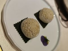 黄桥烧饼-皇朝会.经典传统粤菜(外滩店)