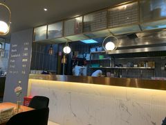 -POKEE VIA&Brunch·维娅(重庆来福士店)