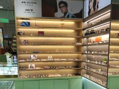 -潘多拉眼镜·蔡司依视路明月(潘家园店)
