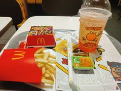 -麦当劳(中唱大厦店)