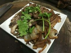 -壮雄牛屠牛肉店(两英店)