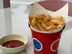 -水桶王国主题餐厅·聚会·生日派对·亲子活动·家庭套餐(亚龙湾希尔顿店)