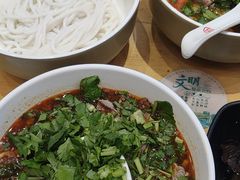 -三千粉牛肉米粉(来客茂店)