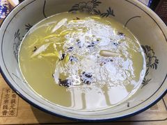 -芸南道·过桥米线(昆明老街旗舰店)