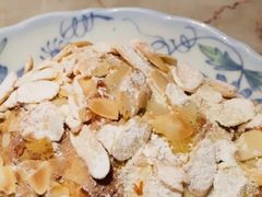 -香榭大堂吧 Champs-Elysées Bar(上海南新雅皇冠假日酒店)