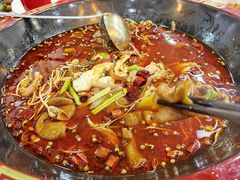 -烧哥美蛙肥肠鱼火锅·十五年社区店