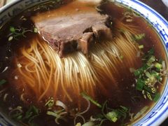 焖蹄-同得兴 Since·1995 传统苏式面馆(嘉馀坊店)