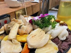-一朵菌·野生菌探索家火锅(南亚店)