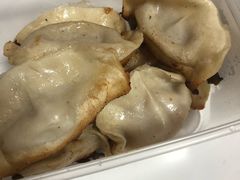 -胖子锅贴(双阳路111弄店)