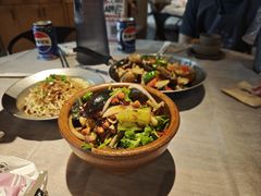 -巴厘龙虾·榜首油焖大虾(音乐学院·沿江酒馆店)
