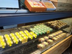 -鲍师傅糕点(江苏路店)