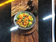 牛油果鲜虾菠萝沙拉-车谷小镇