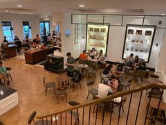 大堂-星巴克臻选(广州沙面店)