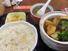 -贯一台湾牛肉面(八一七中路店)