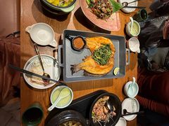 -瑞虹新天地月亮湾