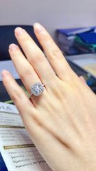 -威德钻石-克拉钻大本营(南京东路店)