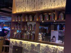 -呷哺呷哺(万达新世界店)